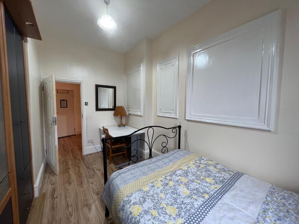 Comfy Apartments - Finchley Road London Exterior photo
